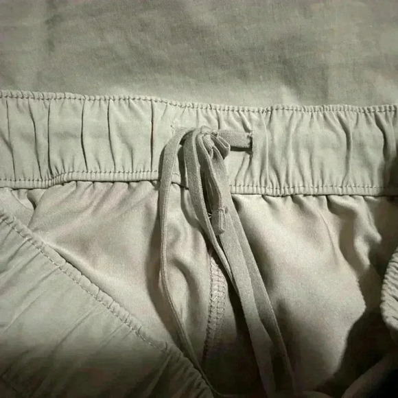 Eddie Bauer Women's Rainier Pull-On Skort - Size 10 - Picture 6 of 8